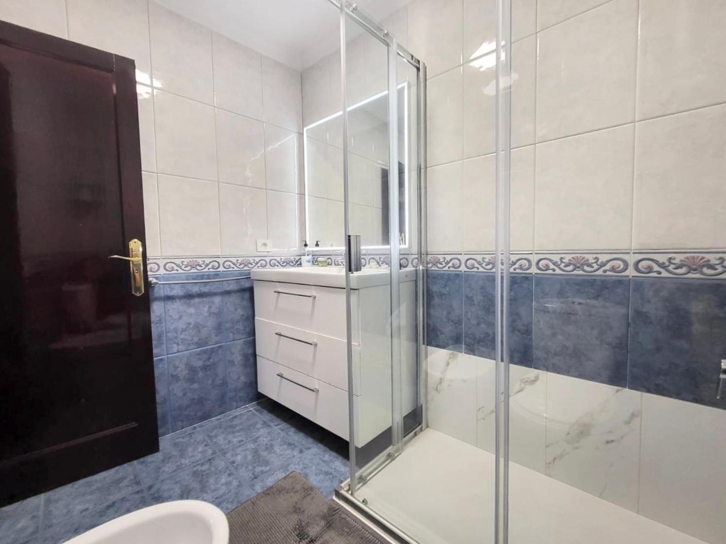 Affordable Holiday Accommodation For Large Families And Groups At Las Canteras Beach With 3 Bedrooms And Free Parking Las Palmas de Gran Canaria Extérieur photo