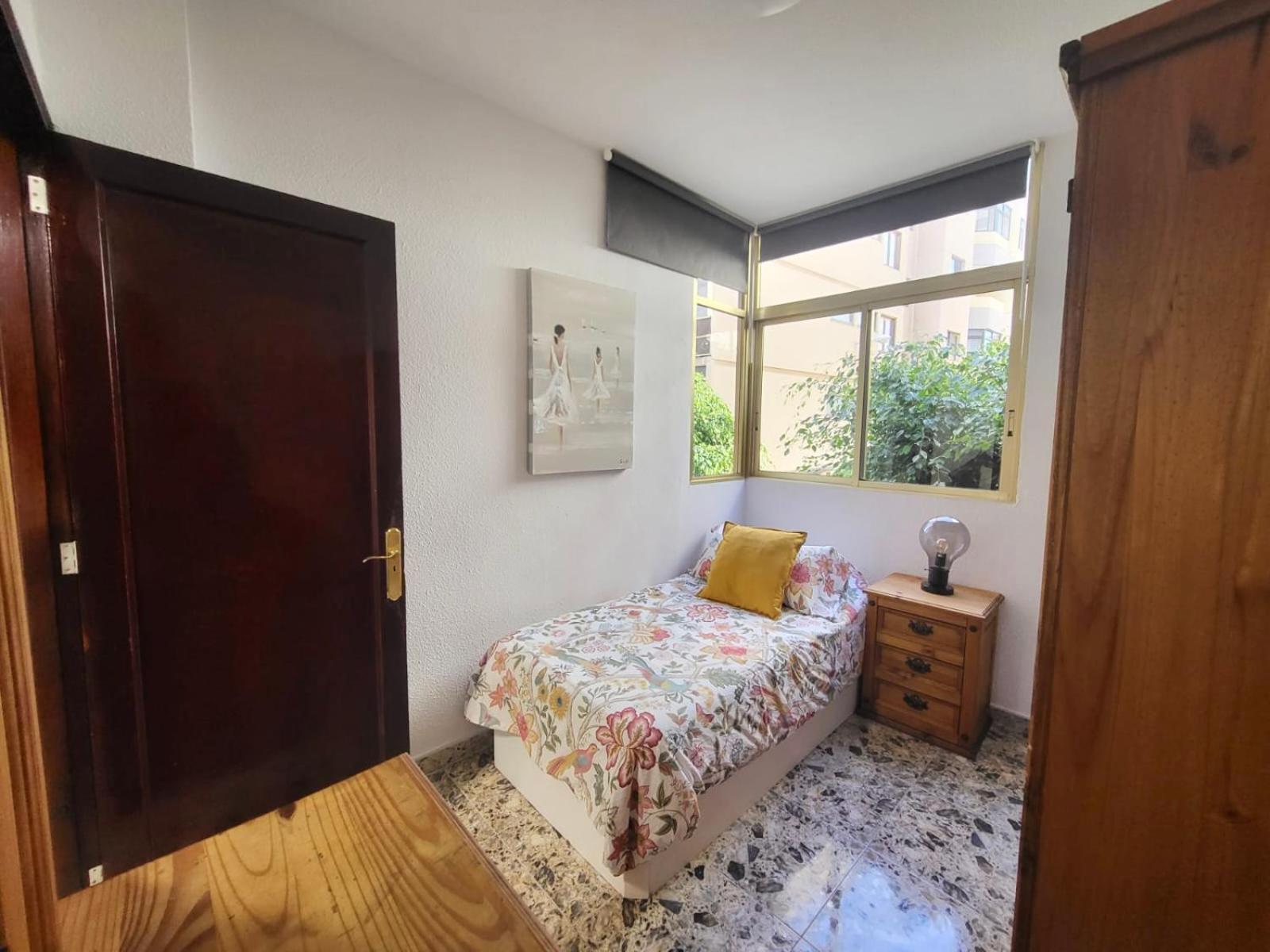 Affordable Holiday Accommodation For Large Families And Groups At Las Canteras Beach With 3 Bedrooms And Free Parking Las Palmas de Gran Canaria Extérieur photo